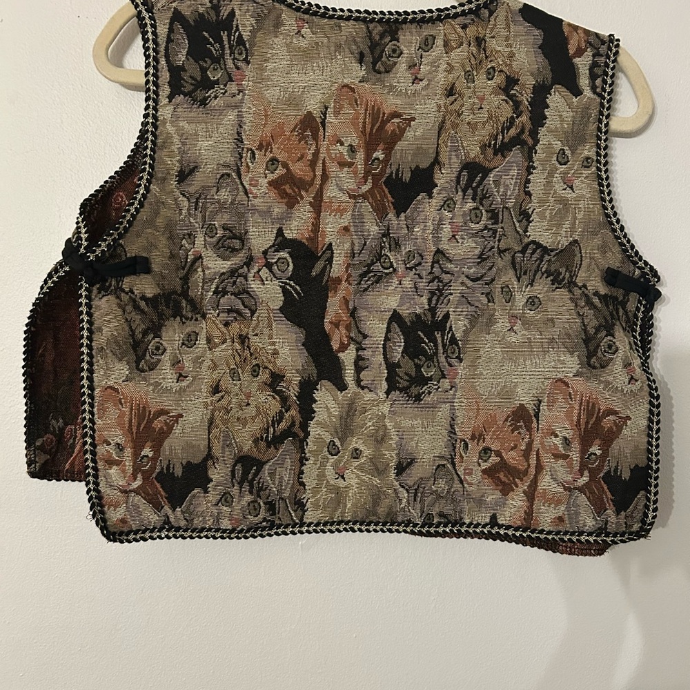 Le Seine Cat Patterned Vest - Picture 2 of 4